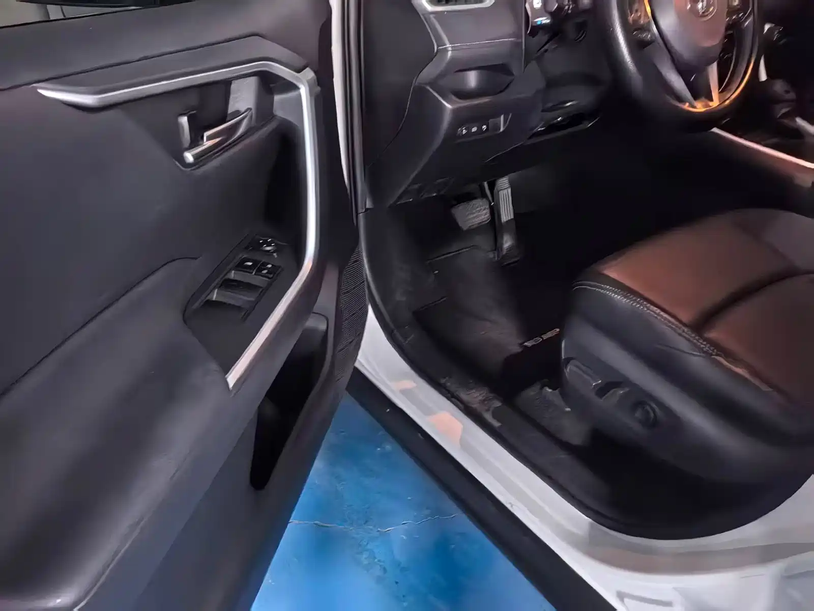 Фото 7 - Toyota Wildlander