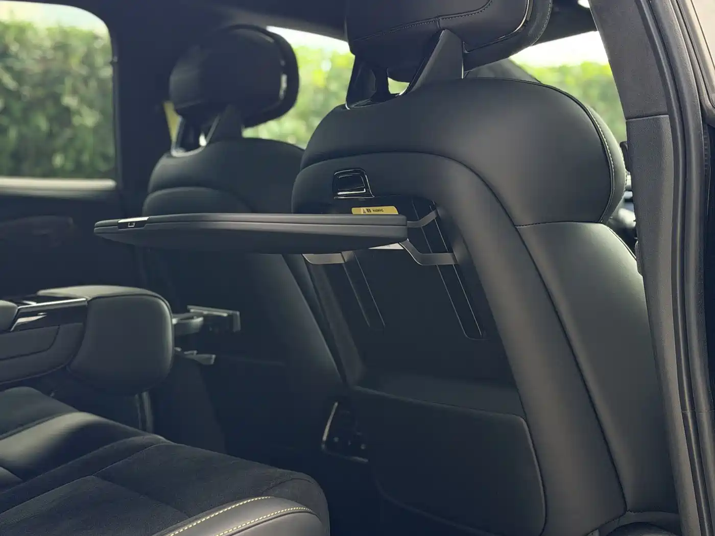 Lynk & Co 10 EM-P 2025 Facelift 240 AWD Ultra Sport Edition фото 16