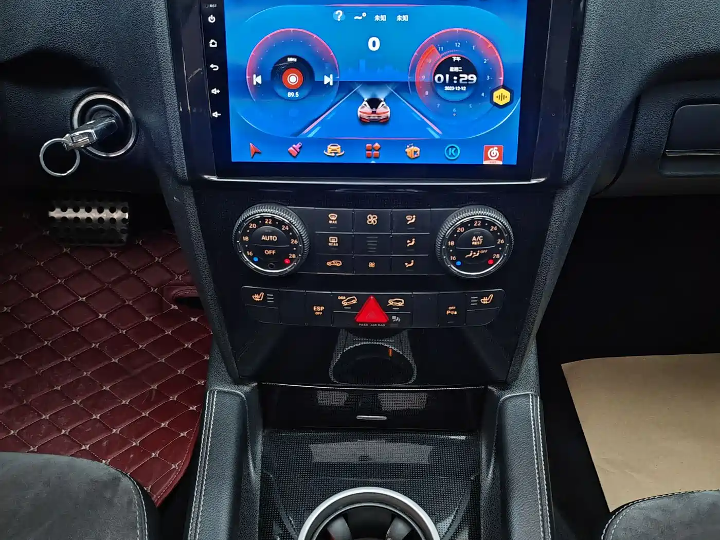 Mercedes-Benz M-Class 2010 ML 300 4MATIC фото 8