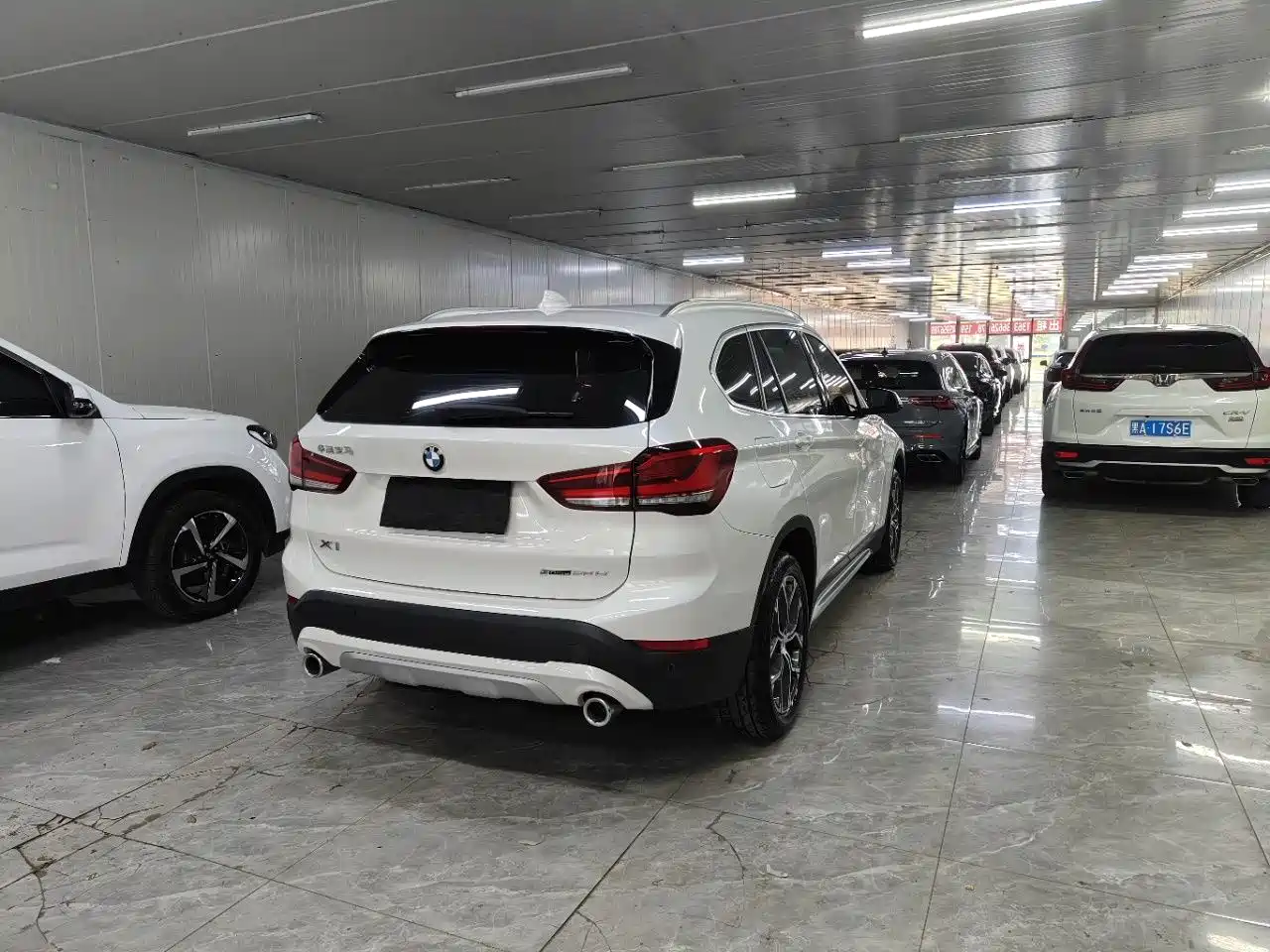 BMW X1 2022 sDrive20Li Fashion фото 9