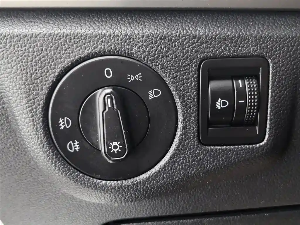 Volkswagen Lavida 2019 1.5L Automatic Comfort Edition China VI фото 21