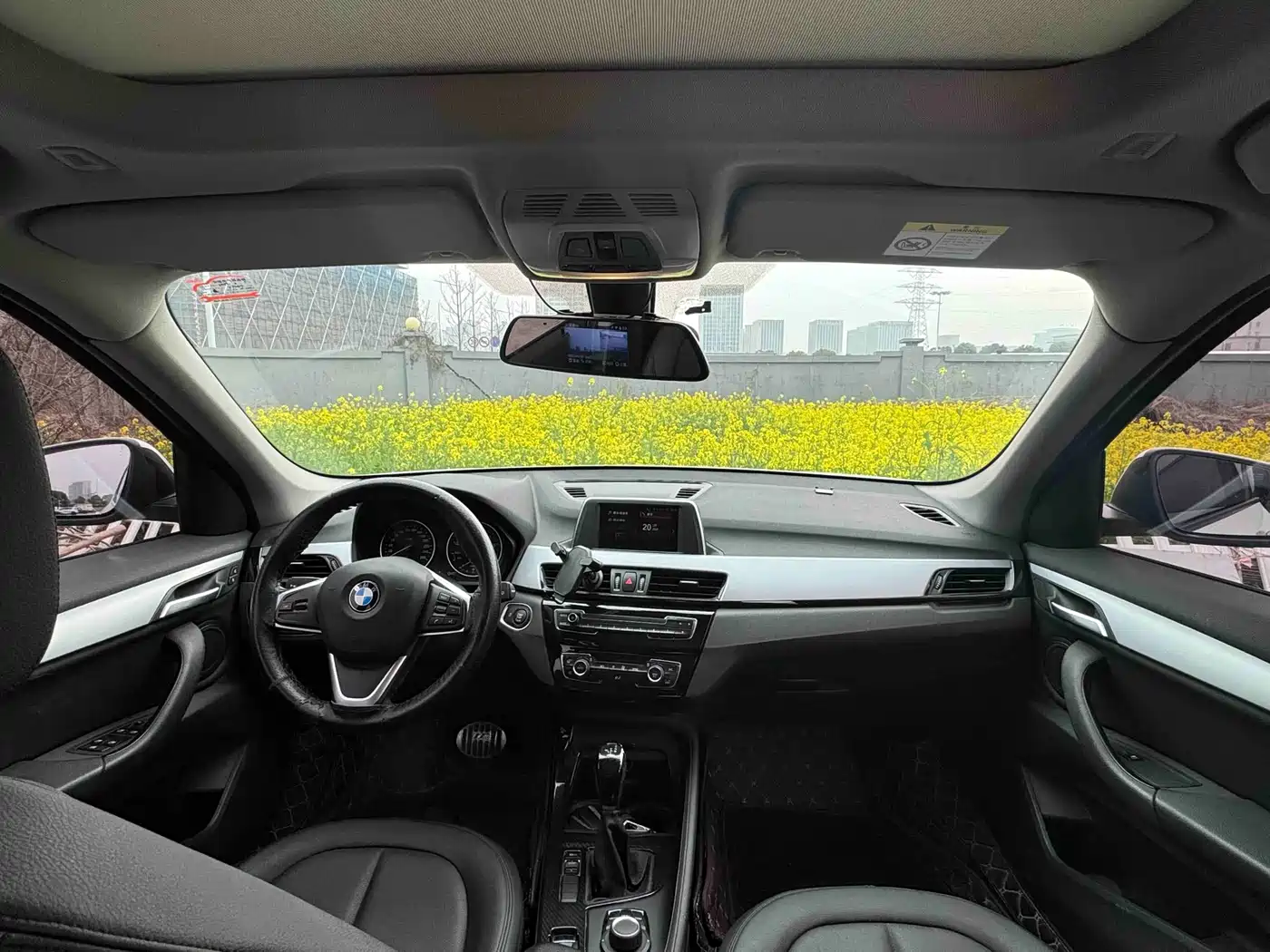 BMW X1 2018 sDrive18Li Fashion Model фото 9