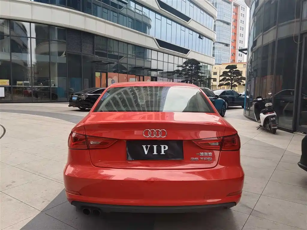 Audi A3 2014 Limousine 35 TFSI Auto Trend фото 5