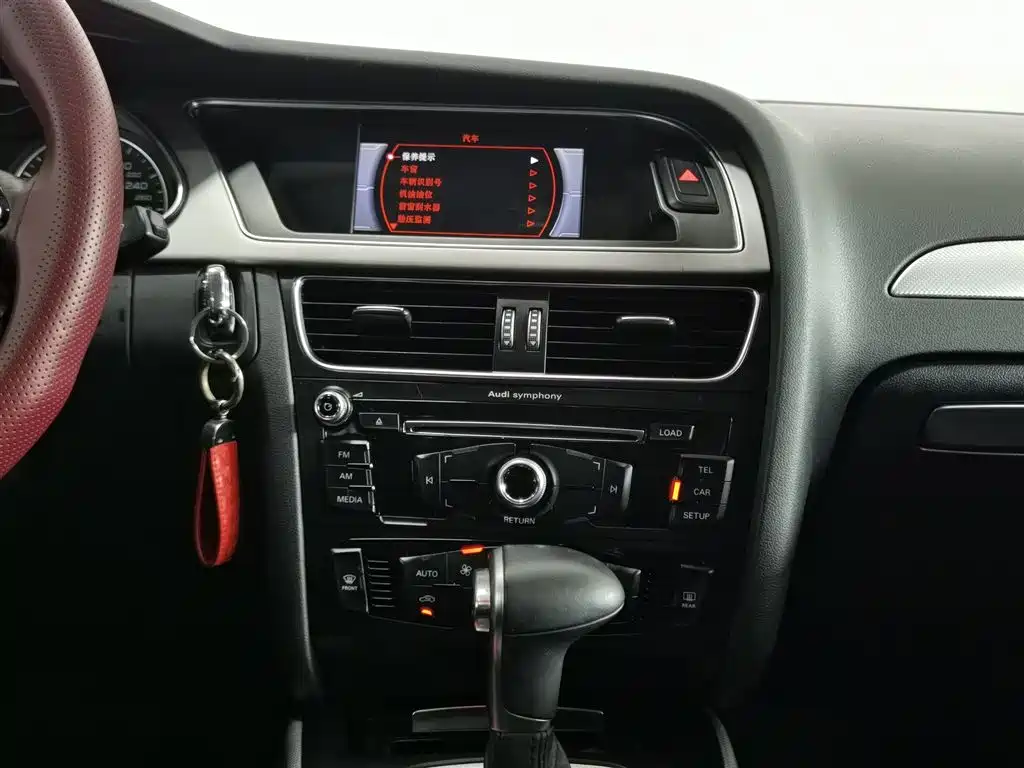 Audi A4L 2013 35 TFSI Automatic Standard фото 12