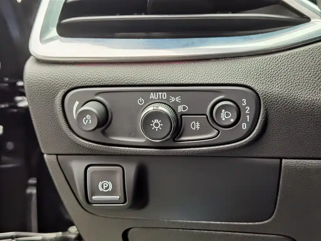 Buick Enclave 2020 28T 2WD Premium Model фото 21