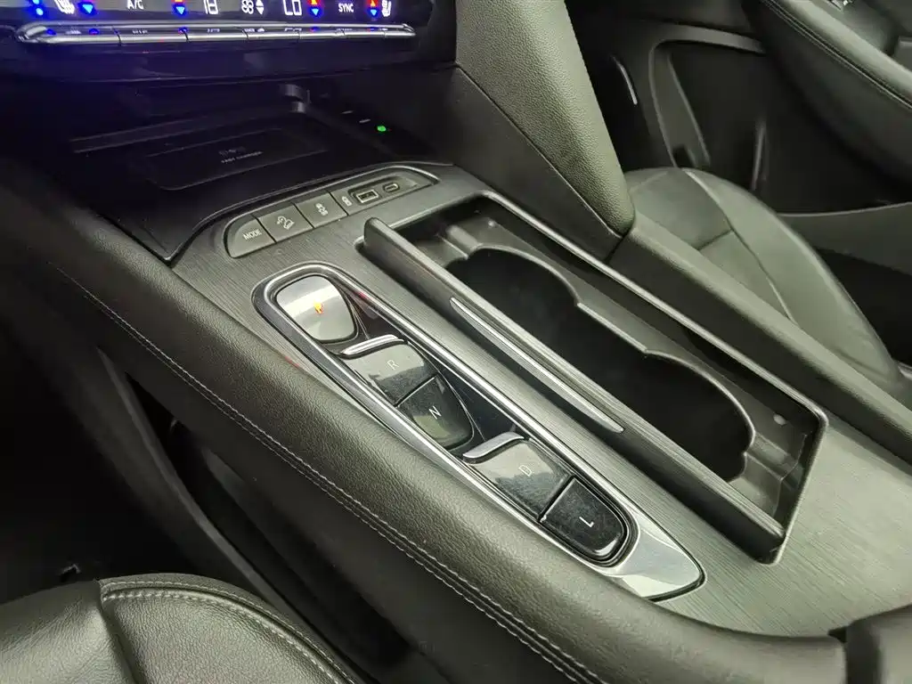 Buick Enclave 2020 28T 2WD Premium Model фото 13