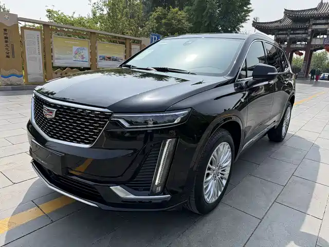 CADILLAC XT6 2026
