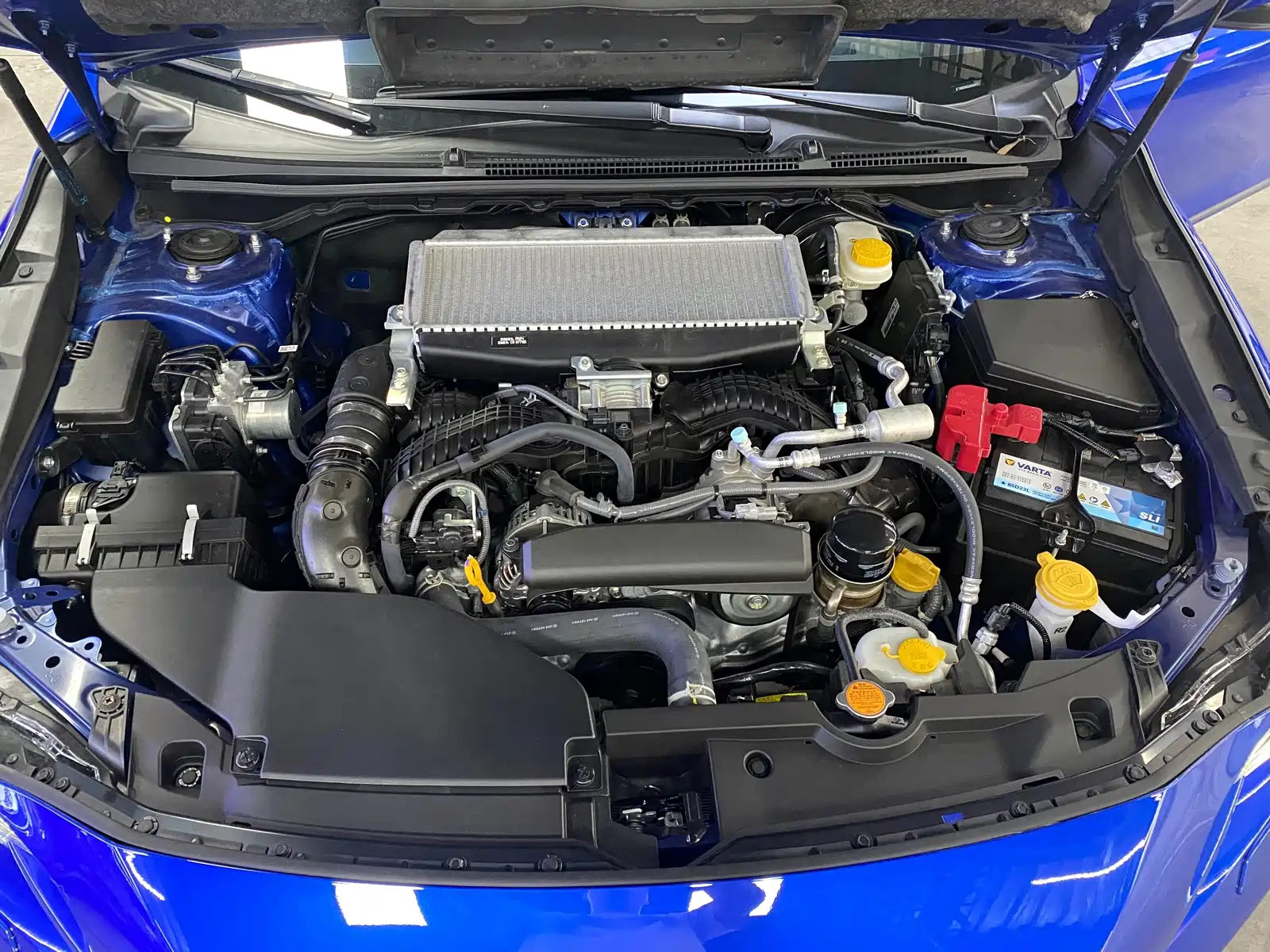 Фото 18 - Subaru WRX