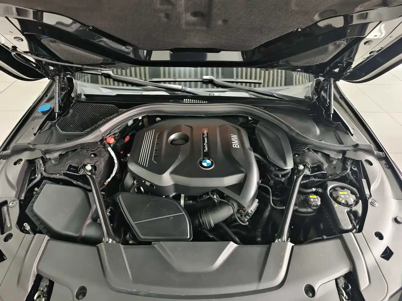 BMW 7 Series 2018 730Li Leading Type M Sport Package фото 18