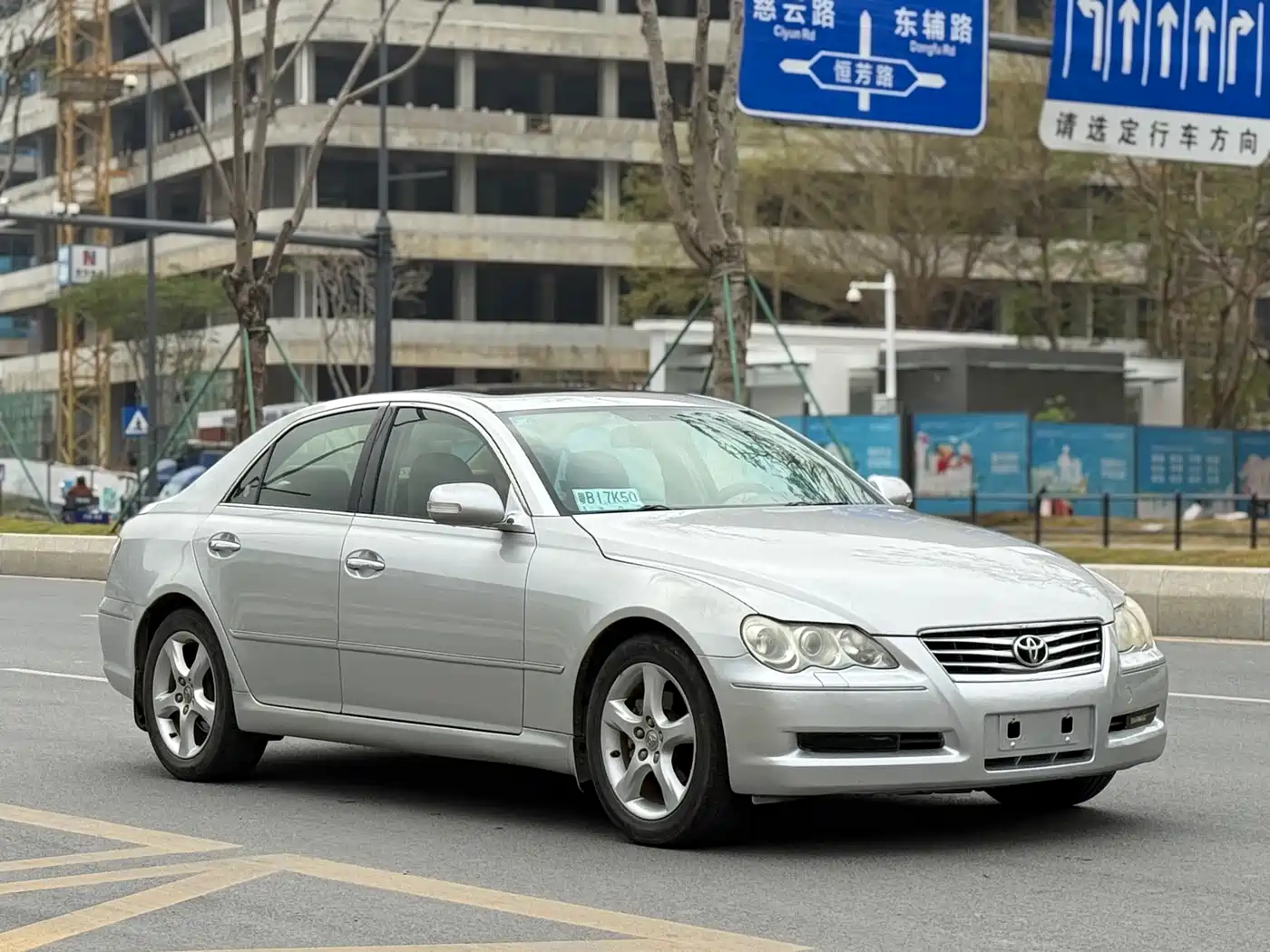 Toyota Reiz 2010 2.5V Style Luxury Navigation Edition фото 3