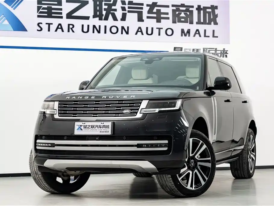 Land Rover Range Rover 2024 3.0 L6 400PS Genesis Extended фото 2