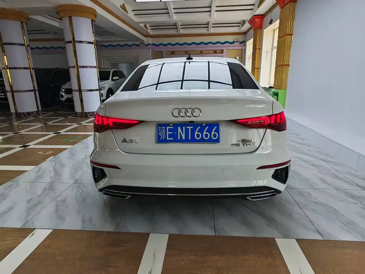 Audi A3 2022 A3L Limousine 35 TFSI Style Elegance фото 6