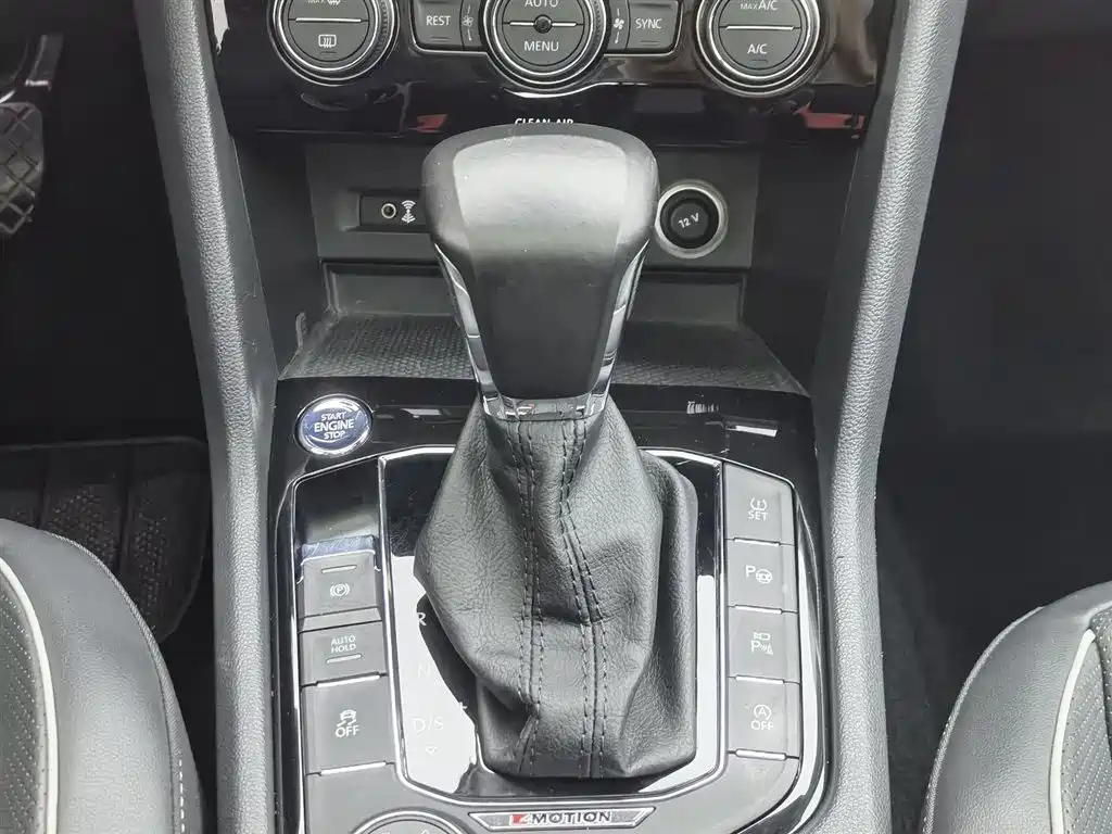 Volkswagen Tiguan L 2017 380TSI Automatic 4WD Ultimate Flagship Edition фото 13