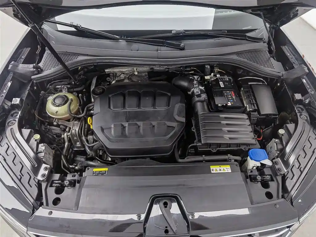 Volkswagen Tayron 2023 330TSI 2WD Luxury Plus Advanced Edition фото 6