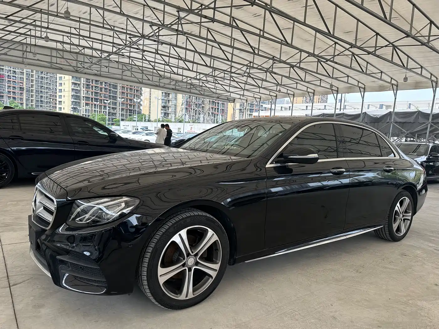 Mercedes-Benz E-Class 2016 E 200 L Sport Type фото 5