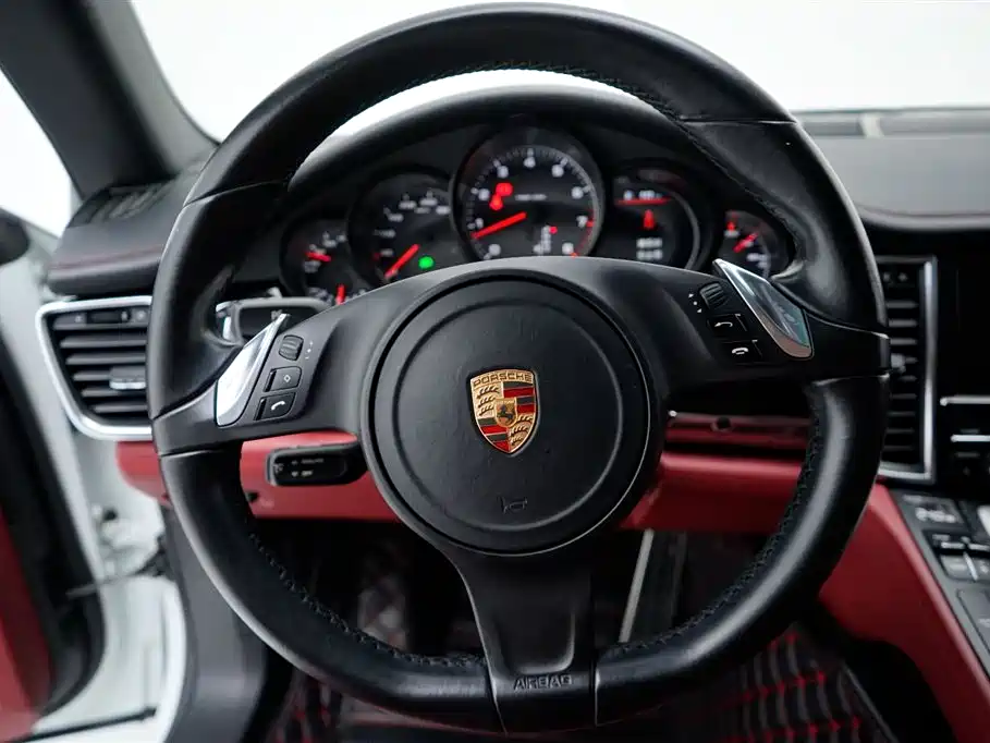 Porsche Panamera 2014 Panamera 3.0T фото 14