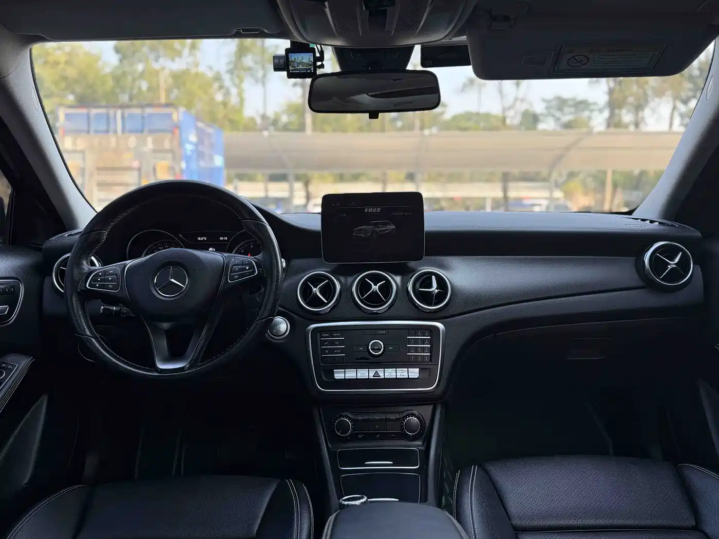 Mercedes-Benz GLA 2018 GLA 200 Fashion фото 8