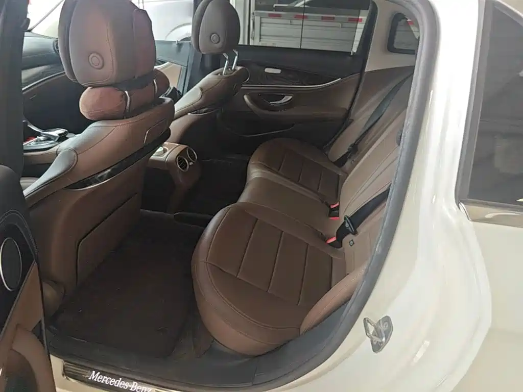 Mercedes-Benz E-Class 2018 E 300 L Sport Luxury фото 17