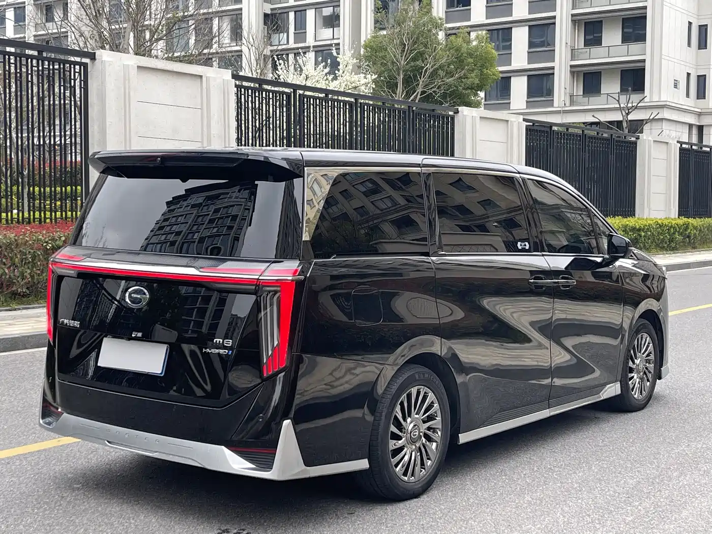 GAC Trumpchi Trumpchi M8 2023 Model Master Series Hybrid Royal Edition фото 7