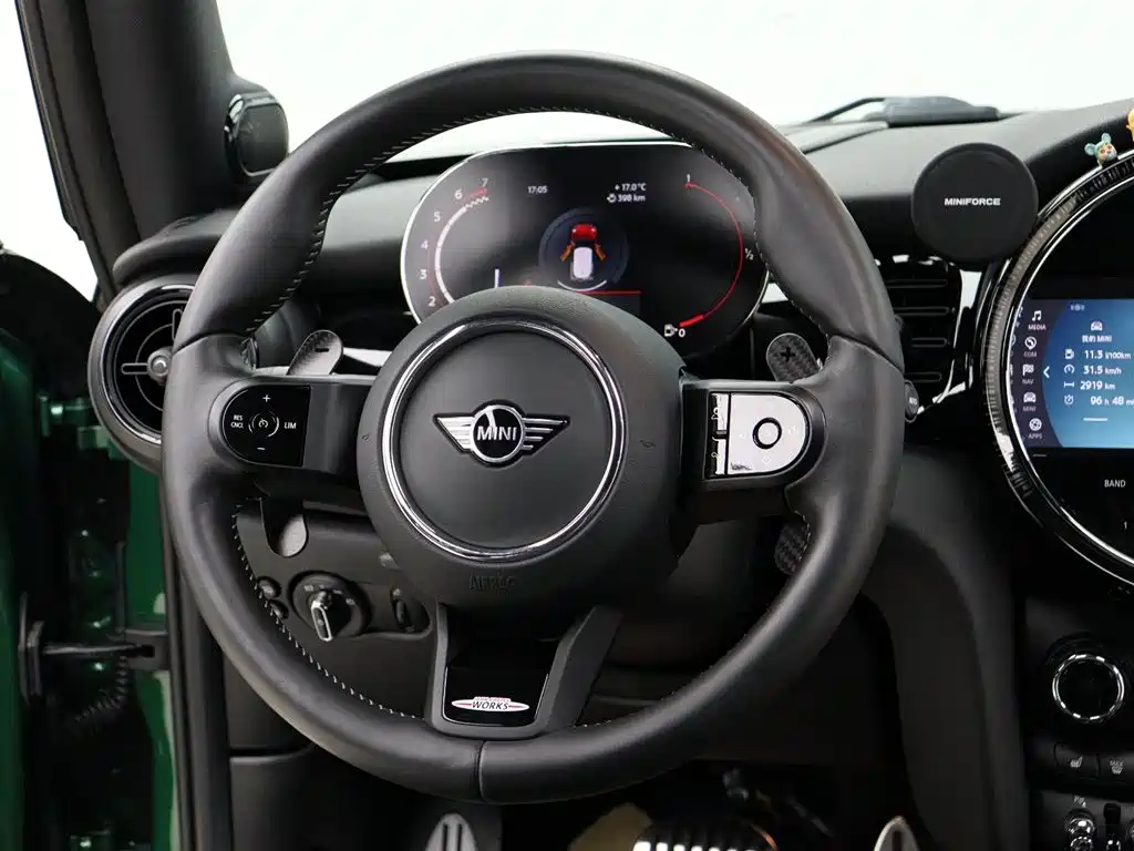 MINI JCW