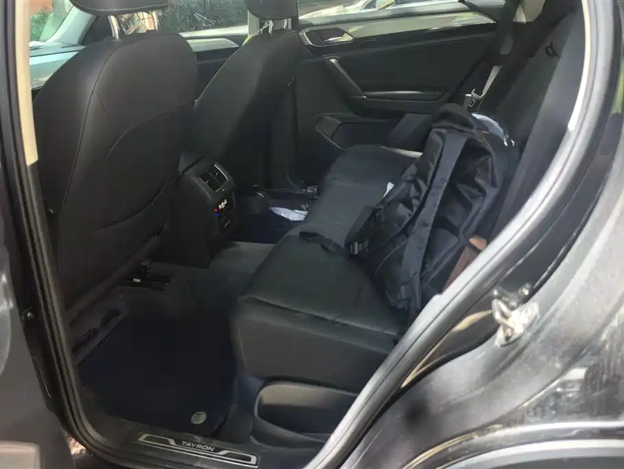 Volkswagen Tayron 2022 330TSI 2WD Luxury Smart Connect Edition фото 11