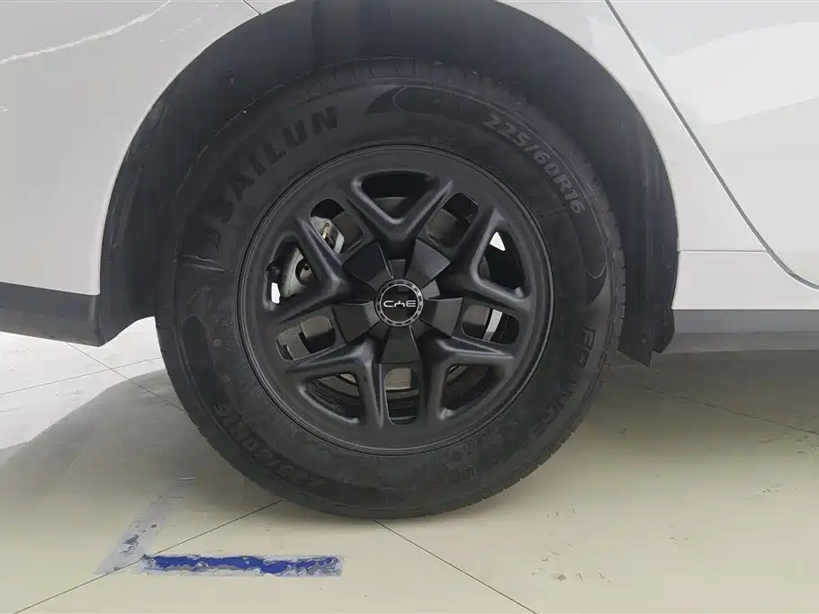 BYD Hai Bao 05 DM-i 2025 DM-i Smart Drive Edition 55KM Luxury фото 6