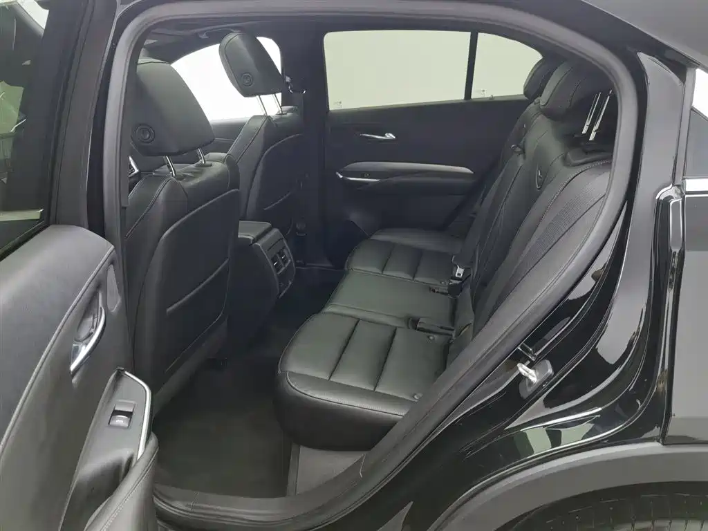 Cadillac XT4 2020 28T FWD Leading Trim фото 15
