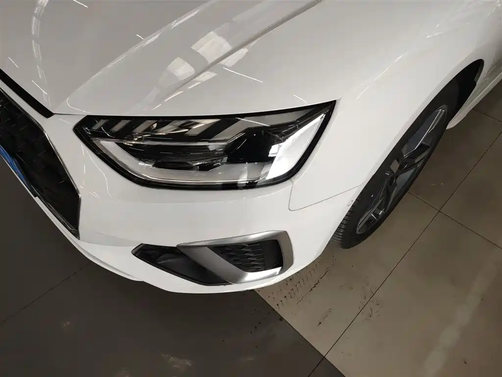 Audi A4L 2020 40 TFSI quattro Luxury Dynamic фото 24