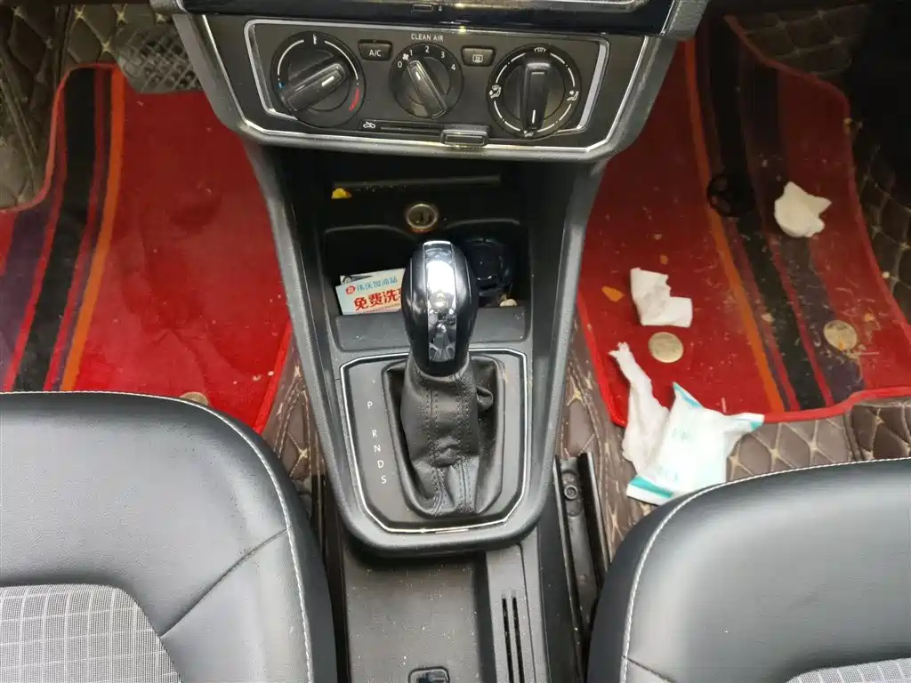 Volkswagen Santana 2016 1.6L Automatic Comfort Edition фото 10