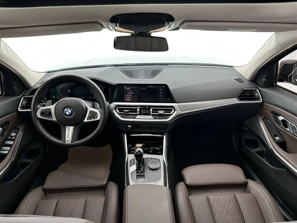 BMW 3 Series 2022 Facelift 325Li M Sport Shadow Edition фото 4