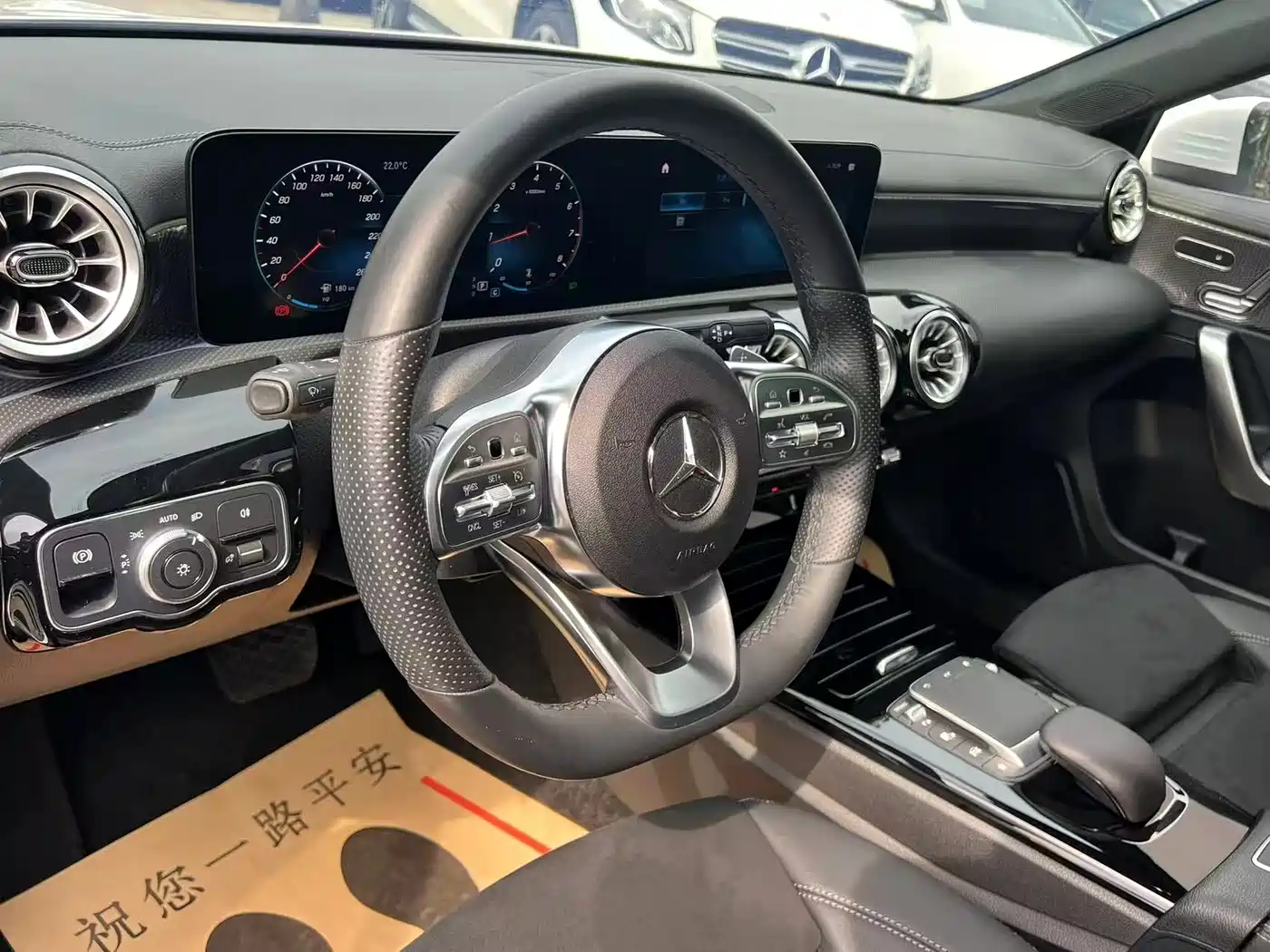Mercedes-Benz A-Class 2023 A 200 L Fashion фото 14