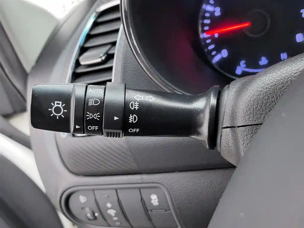 Kia K3 2013 1.6L Automatic Premium фото 21