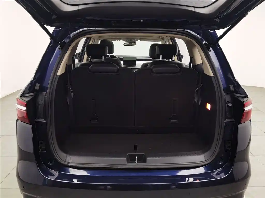 BYD Song MAX 2021 Upgrade 1.5T Automatic Luxury Edition 6-Seater фото 16