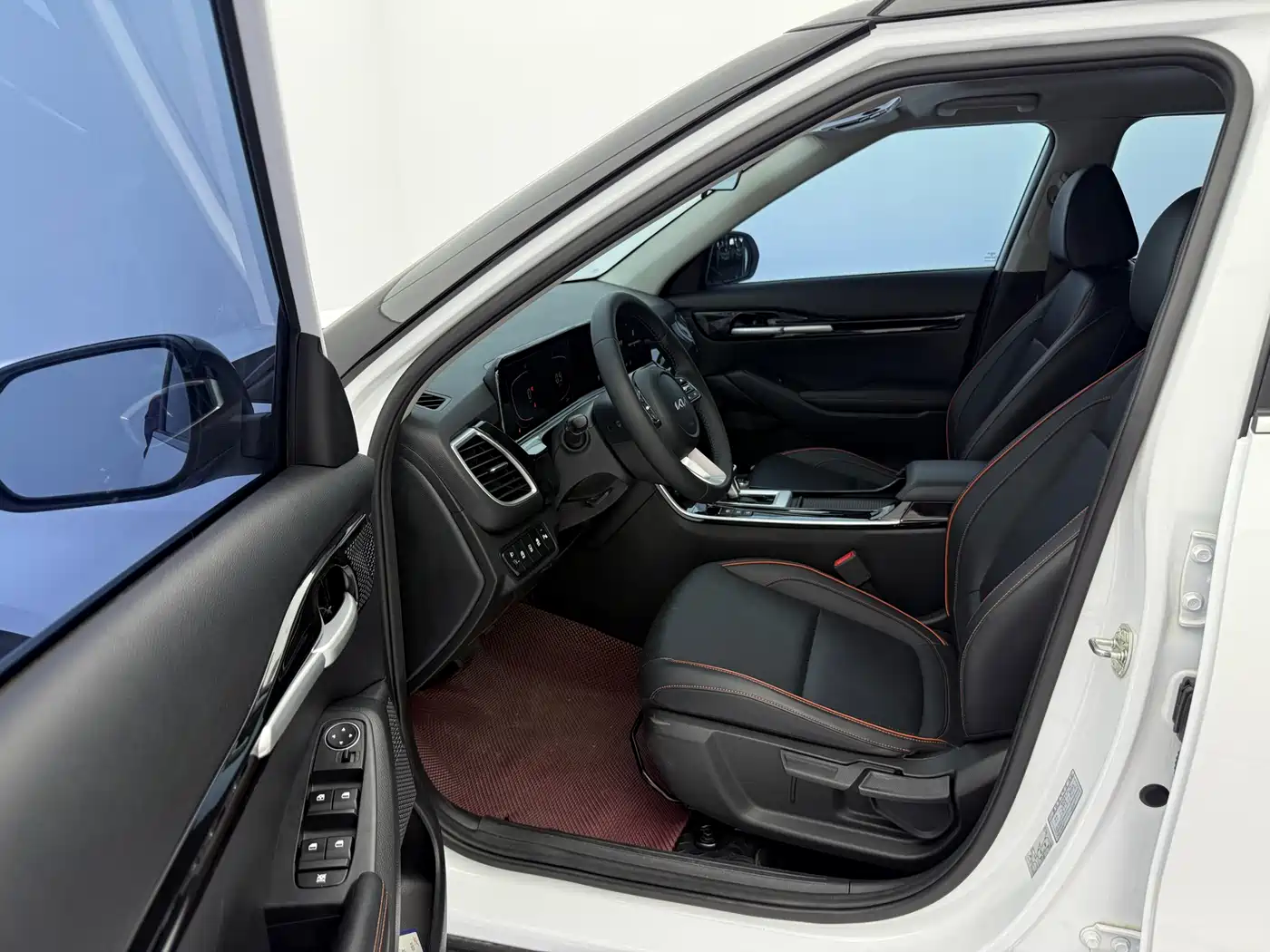 Kia Seltos 2023 1.5L CVT Luxury Edition фото 19