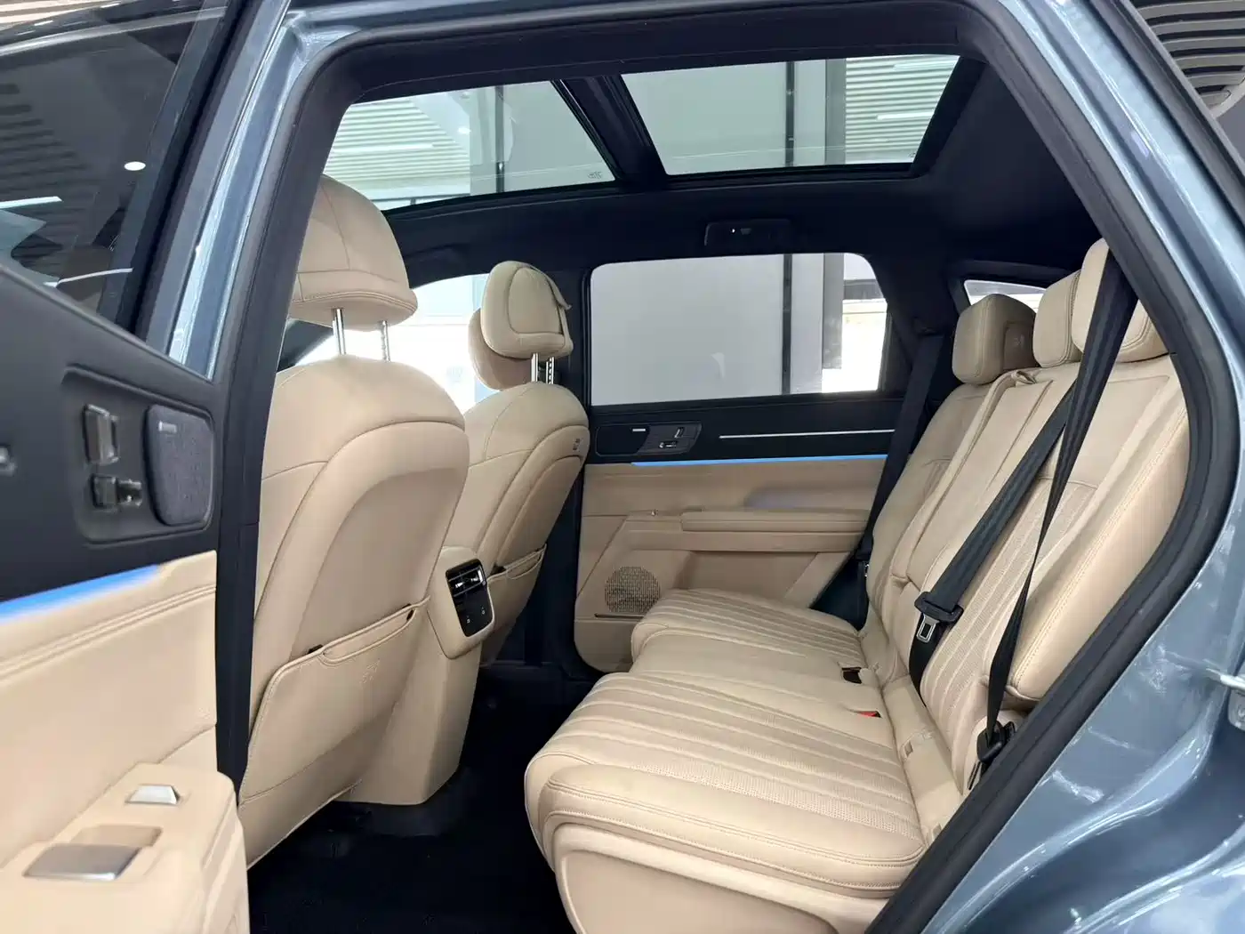 Jetour Shanhai L7 PLUS 2025 Base Model 7-Seater фото 9