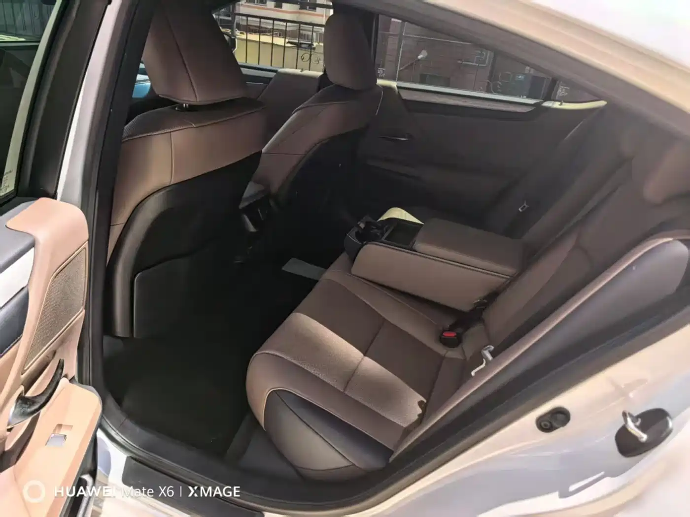 Lexus ES 2025 2025 200 Ultimate Edition