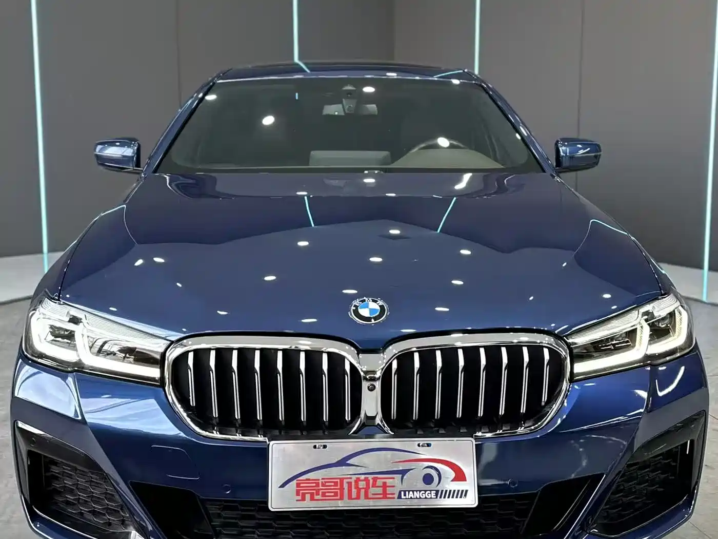 BMW 5 Series 2021 525Li M Sport Package фото 2