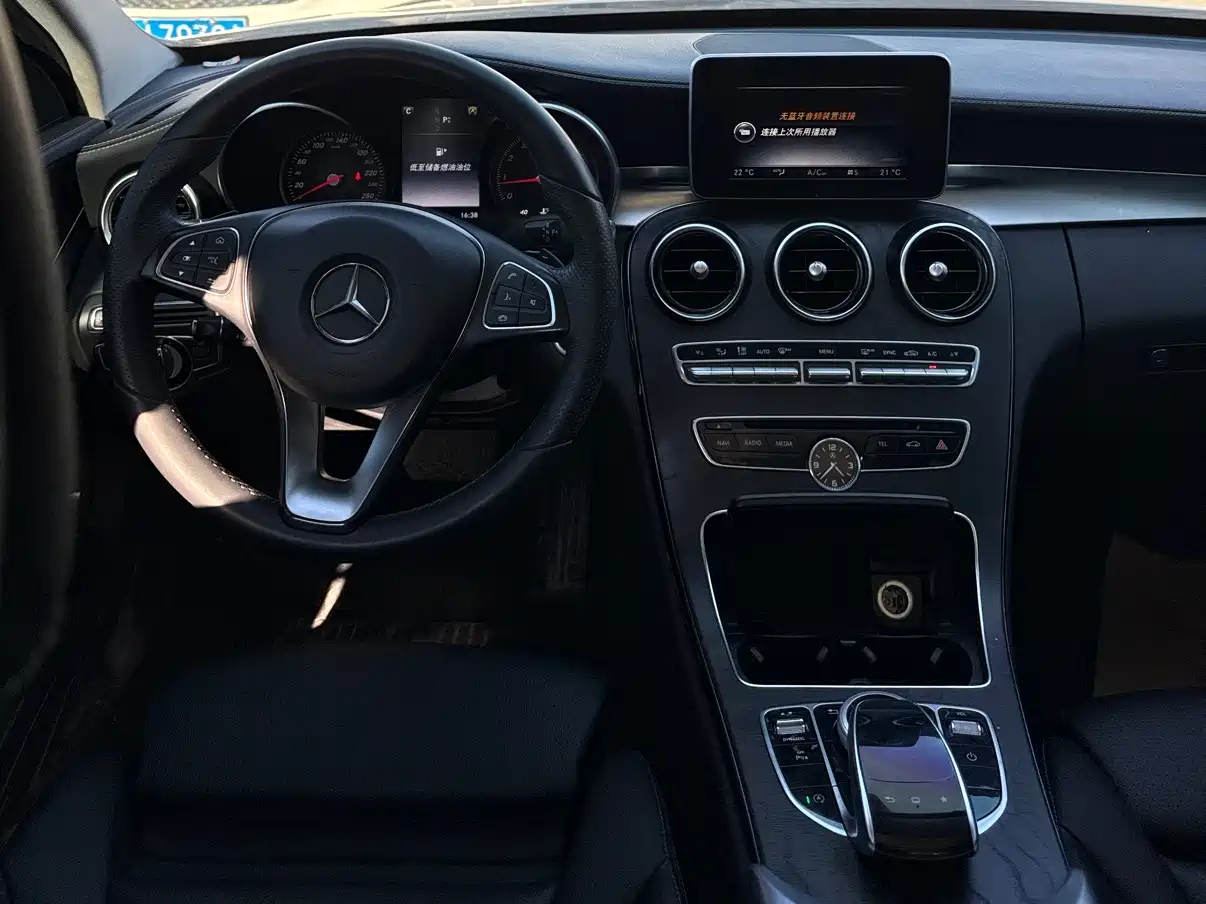 Mercedes-Benz C-Class 2016 C 200 L Sport фото 9