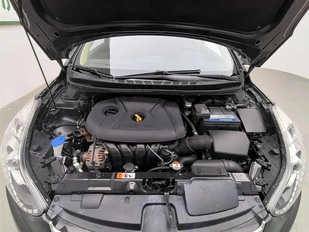 Hyundai Langdong 2012 1.8L Automatic Premium фото 6