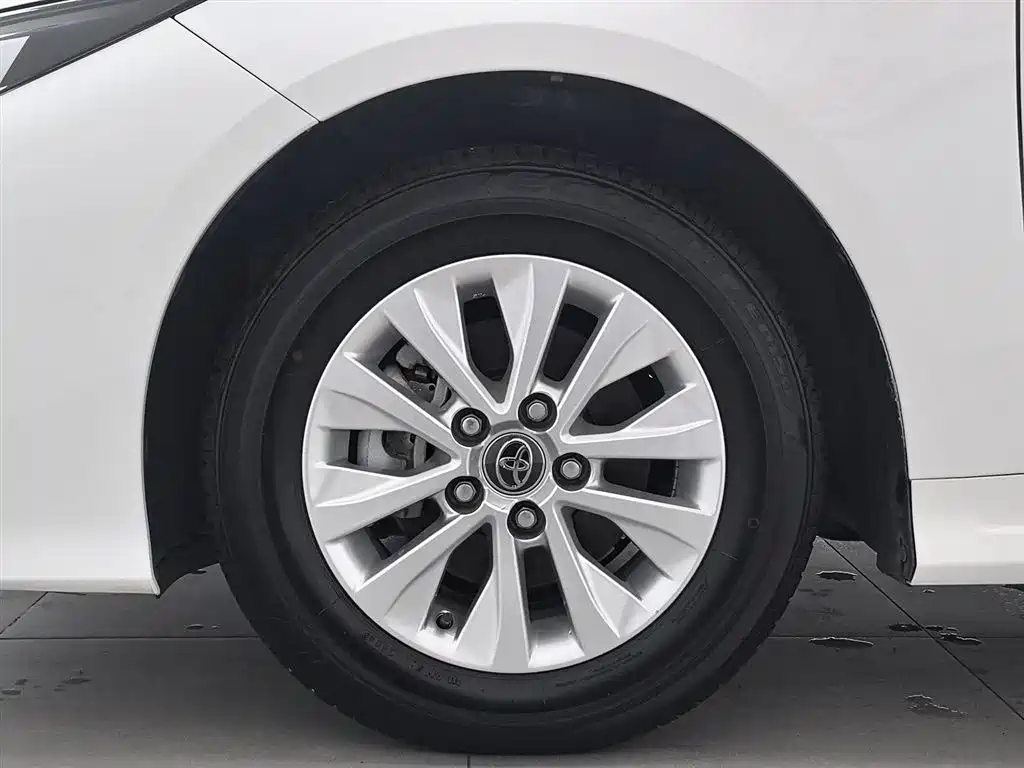 Toyota Corolla 2023 1.5L Pioneer Edition фото 17