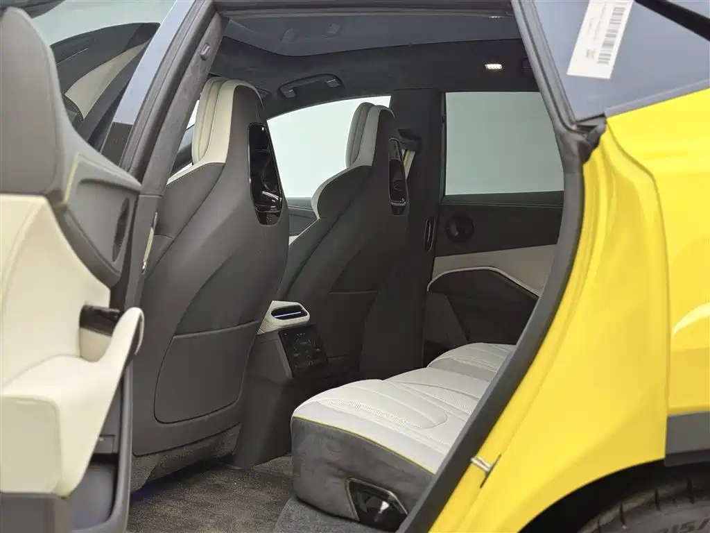 LOTUS SPORTS CAR ELETRE