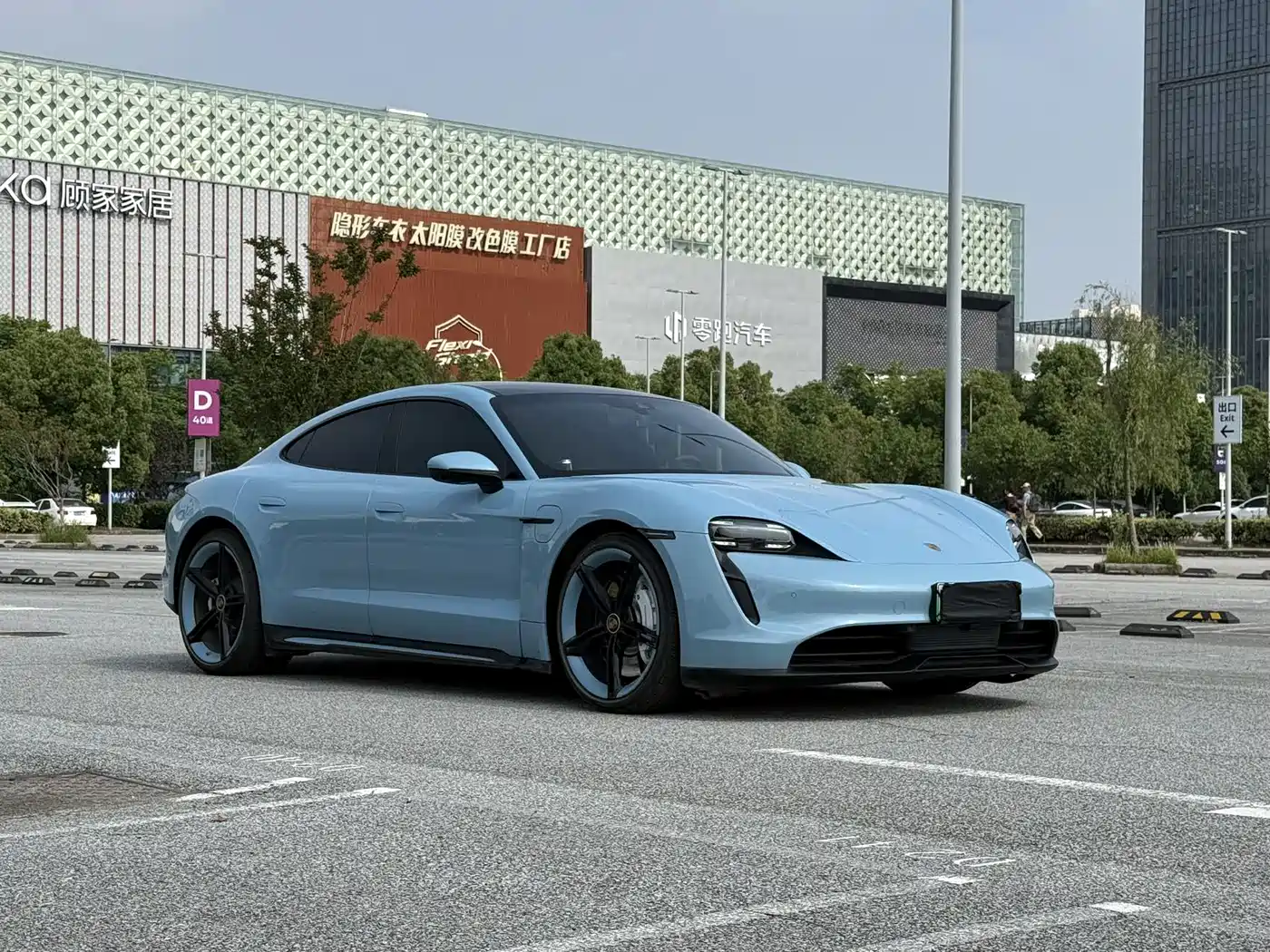 Porsche Taycan 2022 Facelift Taycan фото 5