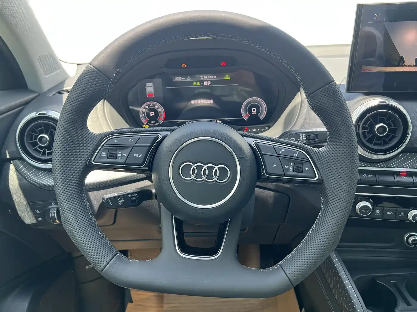 Audi Q2L 2025 35TFSI Fashion Dynamic фото 8