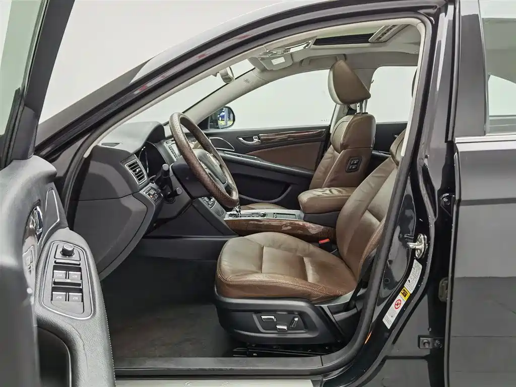 Hongqi H7 2015 2.0T Luxury фото 10