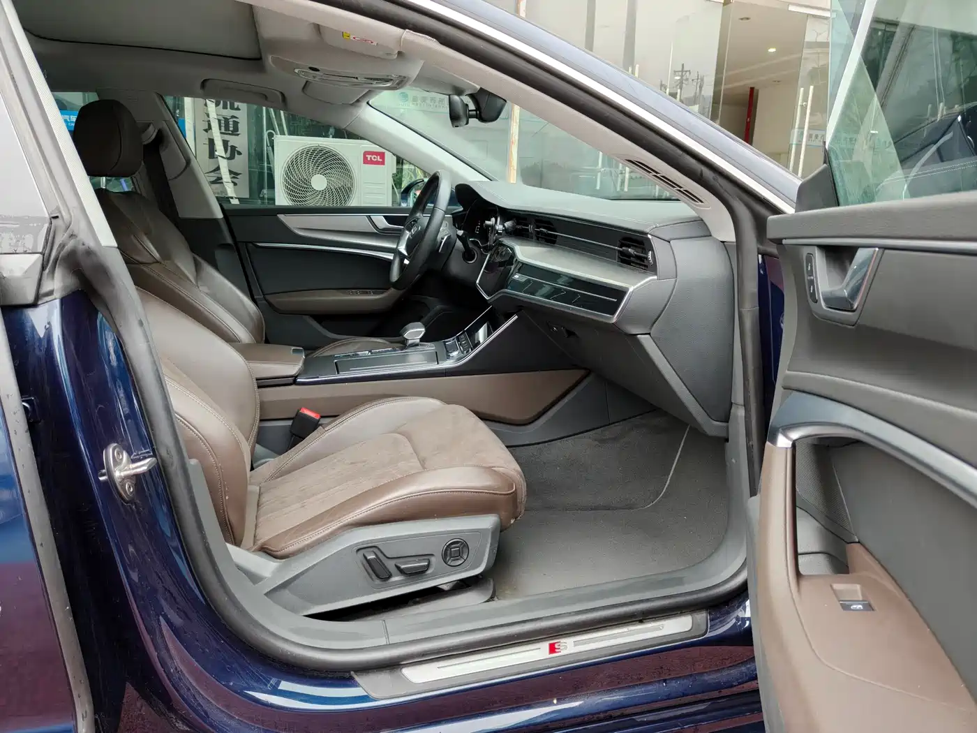 Audi A7L 2024 45TFSI S-line Dream Edition Crystal Package фото 16