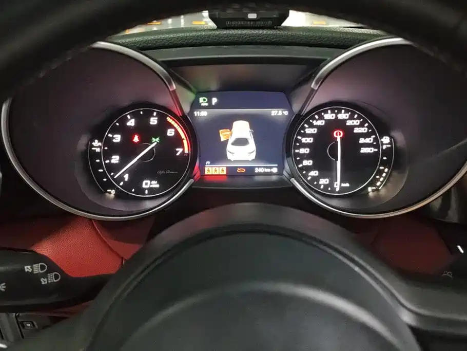 Alfa Romeo Giulia 2021 2020 2.0T 280HP Luxury Edition