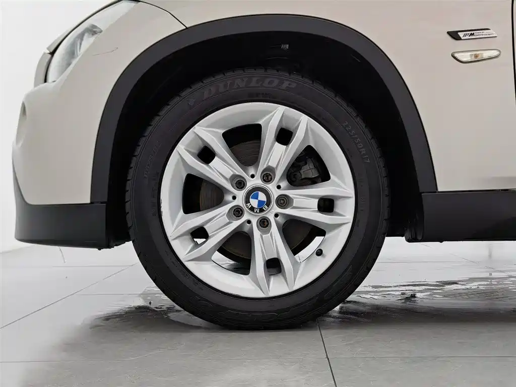BMW X1 (Import) 2012 xDrive20i фото 17