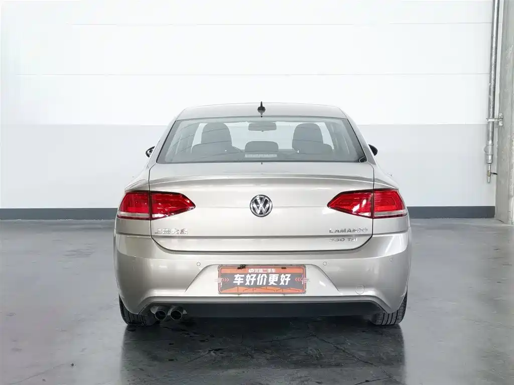 Volkswagen Lamando 2015 230TSI DSG Style фото 4