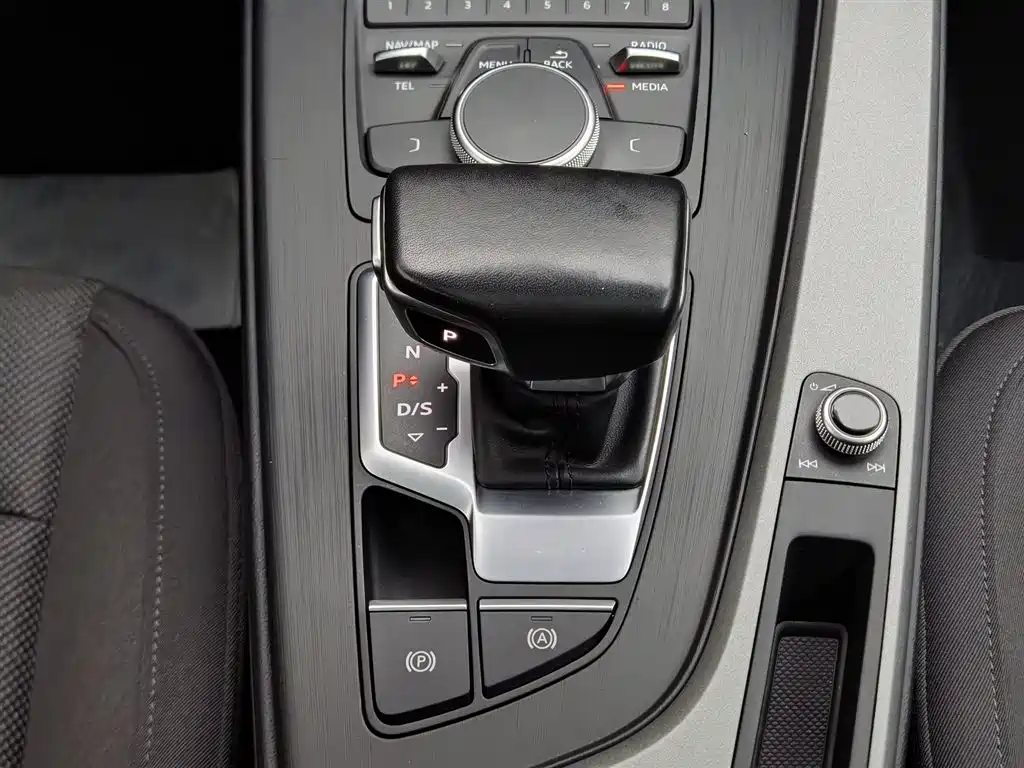 Audi A4L 2019 40 TFSI Progressive (China VI) фото 13