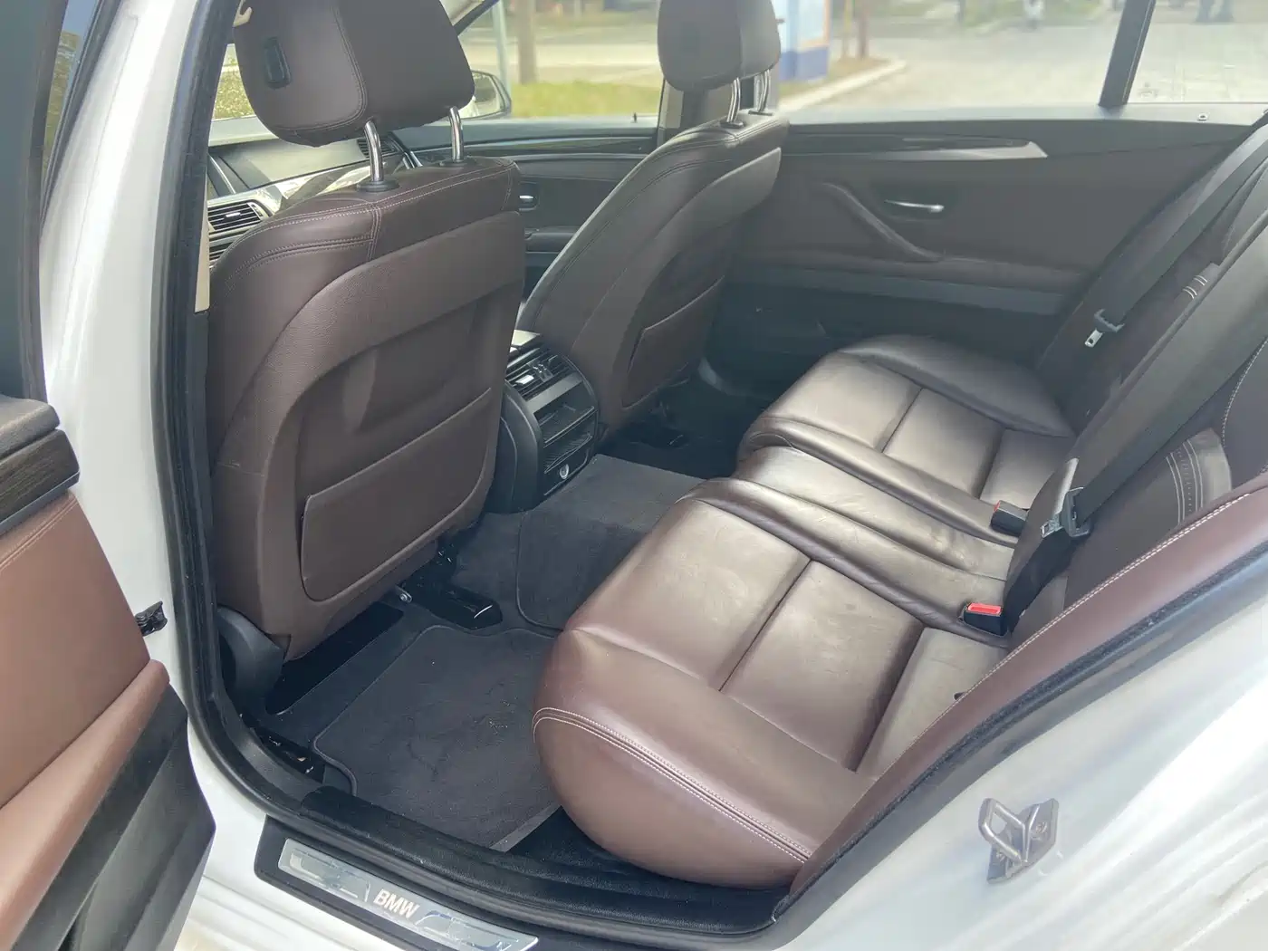 BMW 5 Series 2014 525Li Luxury Design Package фото 9
